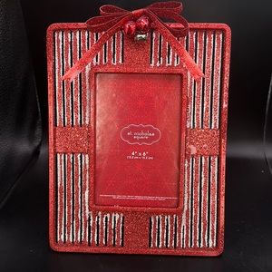 - Christmas Photos Frame, Metal , Red Glitter Fits 4X6”